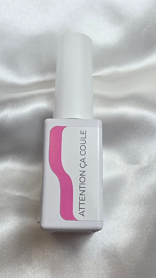 Attention ça coule hybrid